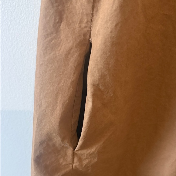 Sleeveless Brown Maxi Dress with Ruffle Shoulders - Picture 3 of 4